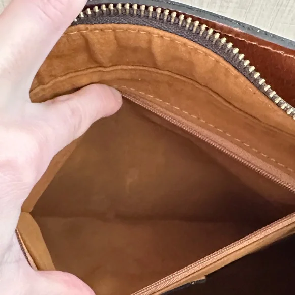 Patricia Nash Tan and Brown Shoulder Bag - Picture 12 of 16